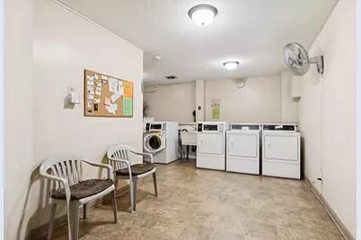 130 Demont Avenue E #142, Little Canada, MN 55117 - Photo 18