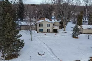 12521 Homestead Dr, Hugo, MN 55110 - Photo 24