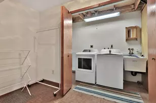 2052 Bradley St, Maplewood, MN 55117 - Photo 20