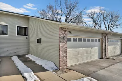 2052 Bradley Street, Maplewood, MN 55117 - Photo 2