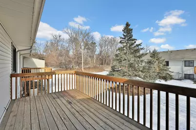 2052 Bradley Street, Maplewood, MN 55117 - Photo 4