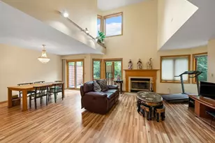 10695 53rd Ave N, Plymouth, MN 55442 - Photo 1