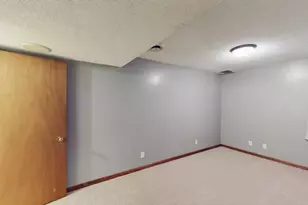 7401 Landau Dr, Bloomington, MN 55438 - Photo 20