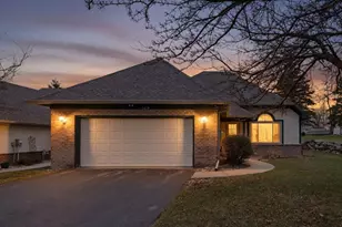 625 E 1st St, Waconia, MN 55387 - Photo 2