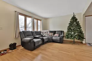 30125 Ridgewood Ave, Shafer, MN 55074 - Photo 4