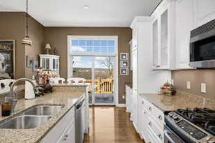 1356 Riverside Ln, Mendota Heights, MN 55118 - Photo 18