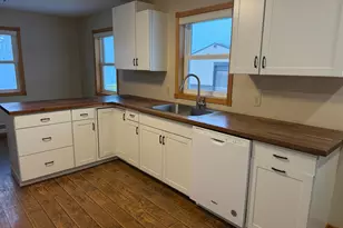 431 Hwy Ave S, Blooming Prairie, MN 55917 - Photo 8