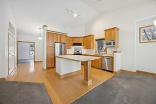 519 Holly Ln N, Oakdale, MN 55128 - Photo 8