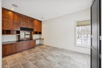 519 Holly Lane N, Oakdale, MN 55128 - Photo 10