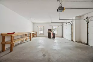 519 Holly Ln N, Oakdale, MN 55128 - Photo 24