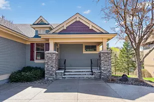 7 Hawthorne Ct, North Oaks, MN 55127 - Photo 6