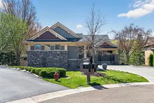 7 Hawthorne Ct, North Oaks, MN 55127 - Photo 4