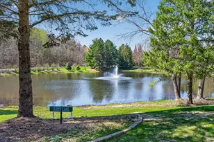 7 Hawthorne Ct, North Oaks, MN 55127 - Photo 2