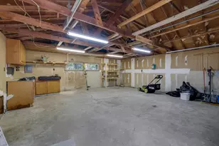 6690 Nez Perce Dr, Chanhassen, MN 55317 - Photo 14