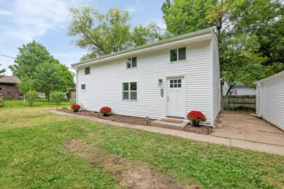 6690 Nez Perce Drive, Chanhassen, MN 55317 - Photo 2