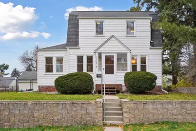 1705 Ivy Avenue E, Saint Paul, MN 55106 - Photo 1