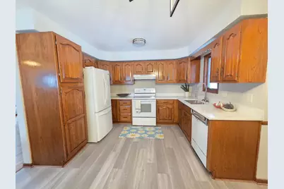 6801 Toledo Avenue N, Brooklyn Center, MN 55429 - Photo 4