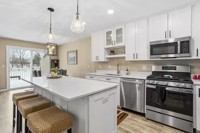 1684 Covington Lane, Eagan, MN 55122 - Photo 4