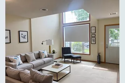 312 Wagon Wheel Lane, Chaska, MN 55318 - Photo 2