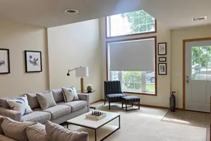 312 Wagon Wheel Ln, Chaska, MN 55318 - Photo 2