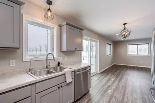 2200 Anchorage Dr, North Mankato, MN 56003 - Photo 12