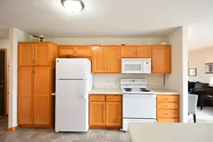 1024 Amanda Ct SW, Pine Island, MN 55963 - Photo 14