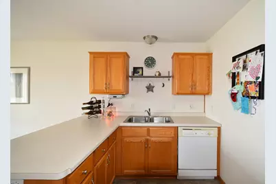 1024 Amanda Court SW, Pine Island, MN 55963 - Photo 12