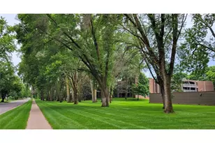 2800 Hamline Ave N, Roseville, MN 55113 - Photo 4