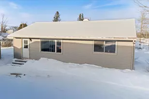 24 Fern Ct, Babbitt, MN 55706 - Photo 2