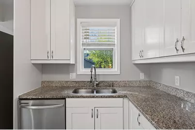 622 Bush Avenue, Saint Paul, MN 55130 - Photo 8