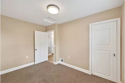 622 Bush Avenue, Saint Paul, MN 55130 - Photo 18