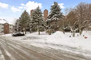 7420 Edinborough Way, Edina, MN 55435 - Photo 32