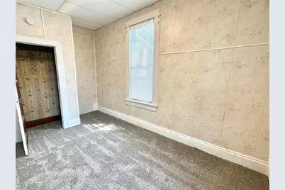 717 Minnesota Avenue, Albert Lea, MN 56007 - Photo 8