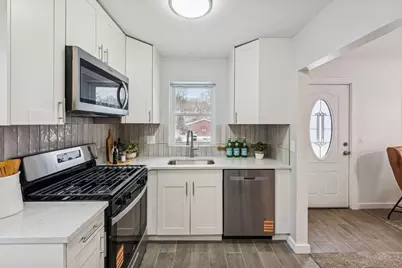 2209 Chateau Lane, Mound, MN 55364 - Photo 10