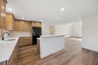 247 Glenmar Avenue, Mahtomedi, MN 55115 - Photo 10