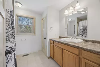 247 Glenmar Avenue, Mahtomedi, MN 55115 - Photo 14
