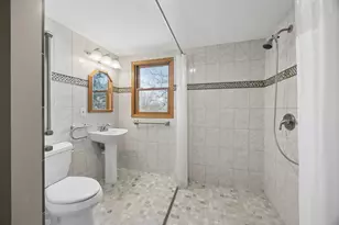 247 Glenmar Ave, Mahtomedi, MN 55115 - Photo 18