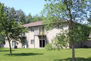 325 Summit Ave W, Blackduck, MN 56630 - Photo 2