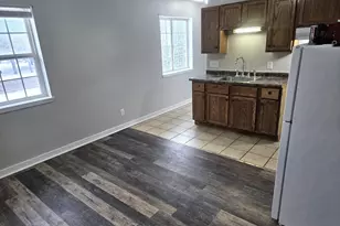 1205 S Sibley Ave, Litchfield, MN 55355 - Photo 4