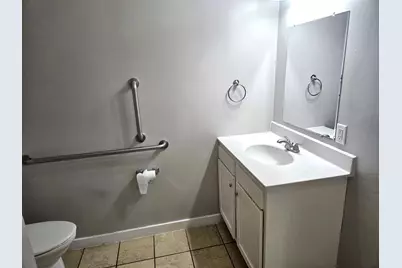 1205 S Sibley Avenue #104, Litchfield, MN 55355 - Photo 8