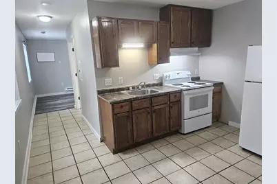 1205 S Sibley Avenue #104, Litchfield, MN 55355 - Photo 2