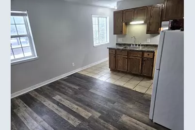 1205 S Sibley Avenue #105, Litchfield, MN 55355 - Photo 4