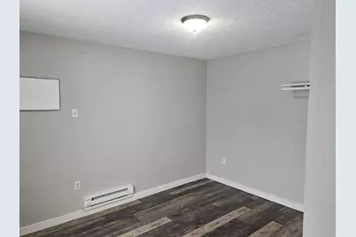 1205 S Sibley Avenue #105, Litchfield, MN 55355 - Photo 6