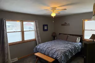 826 Maple St NE, Hutchinson, MN 55350 - Photo 8