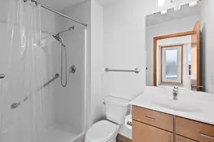 2650 University Ave W, Saint Paul, MN 55114 - Photo 40