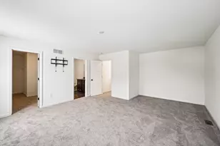 1442 Pebble Beach Dr, Woodbury, MN 55129 - Photo 36