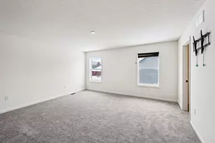 1442 Pebble Beach Dr, Woodbury, MN 55129 - Photo 52