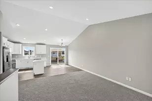 1012 Brandenburg Circle, Waverly, MN 55390 - Photo 4