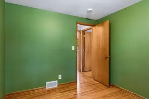 218 11th Ave N, Hopkins, MN 55343 - Photo 30