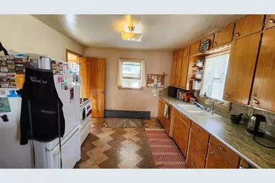 510 5th Street SE, Pipestone, MN 56164 - Photo 8